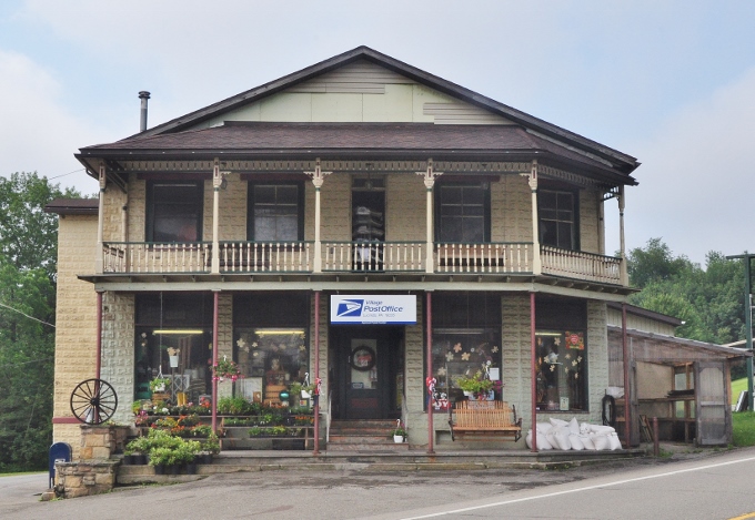 Lucinda's General Store